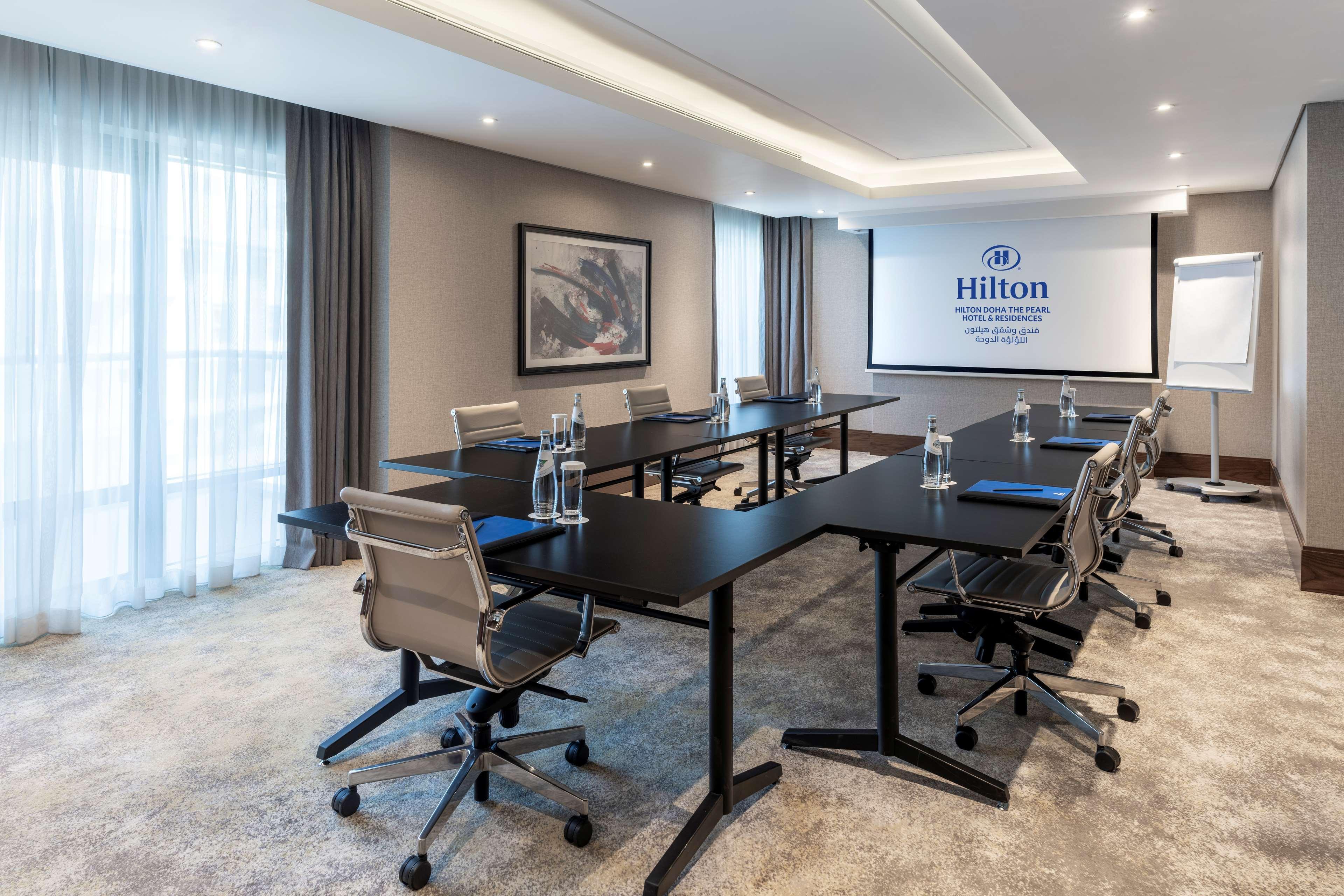 Hotel Hilton Doha The Pearl Exterior foto Meeting room