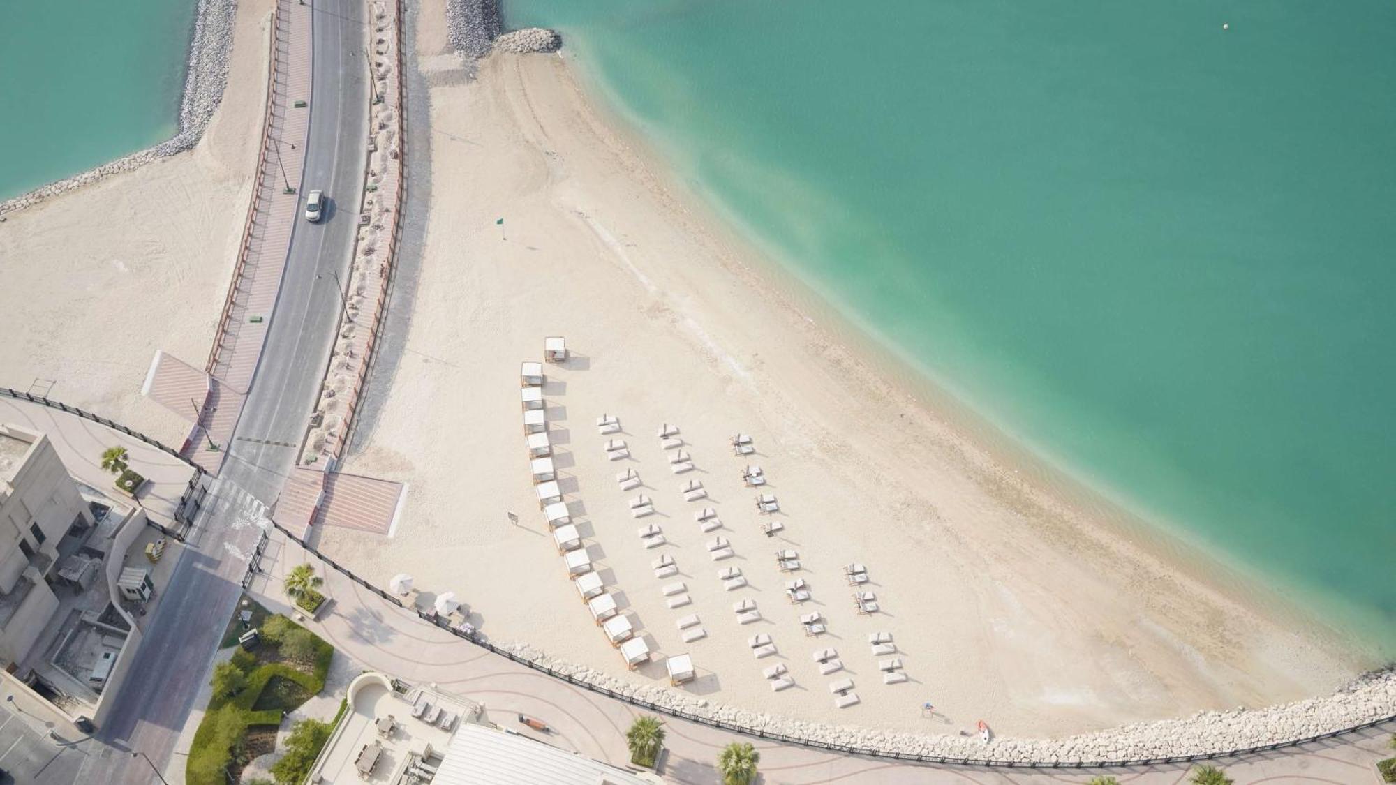 Hotel Hilton Doha The Pearl Exterior foto
